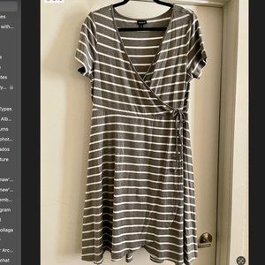 Torrid Wrap dress, size 1, grey & white stripes